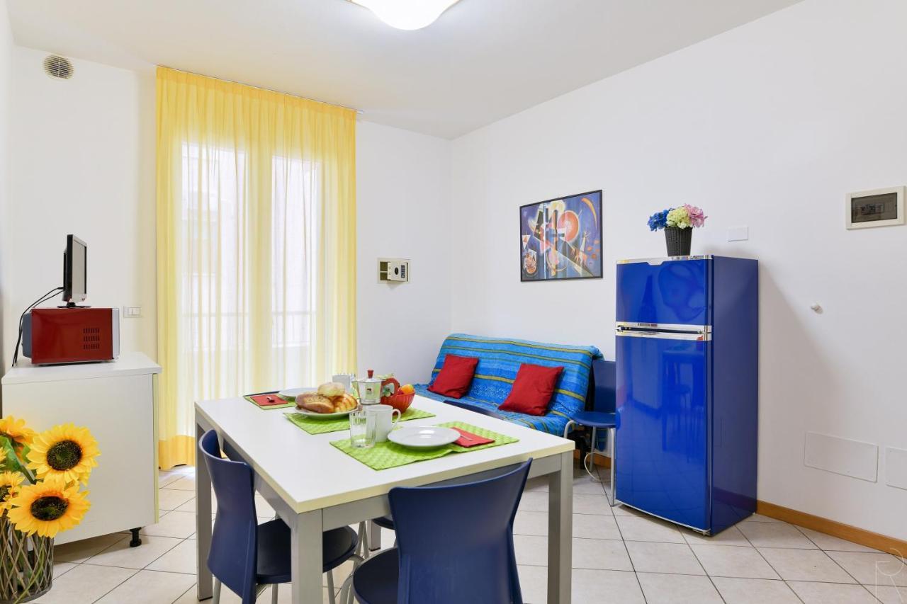 Maestrale Canova Apartments Caorle Eksteriør billede