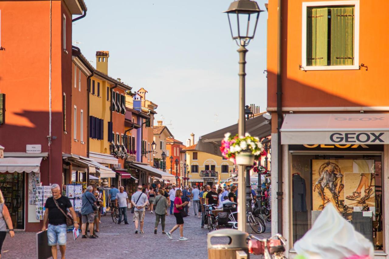 Maestrale Canova Apartments Caorle Eksteriør billede