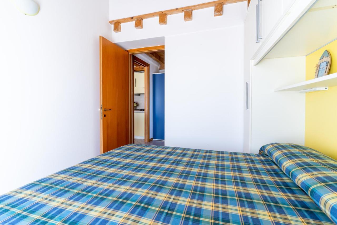 Maestrale Canova Apartments Caorle Eksteriør billede